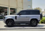 Defender 90 HSE 2023 V6